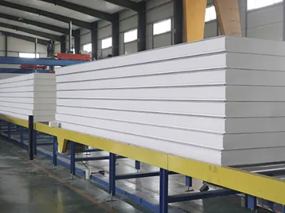 Inleiding tot sandwichpanelen: grondstoffen en productieproces